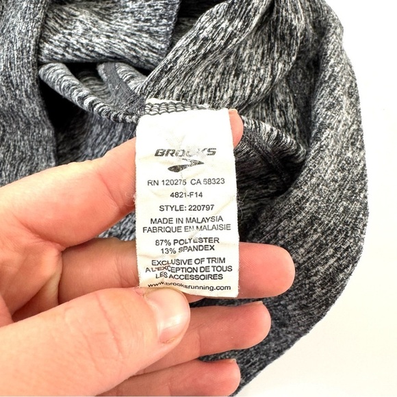 Brooks Women’s XS Activewear Utopia Thermal lII Zip Up Hoodie Heathered Grey EUC - Picture 10 of 15